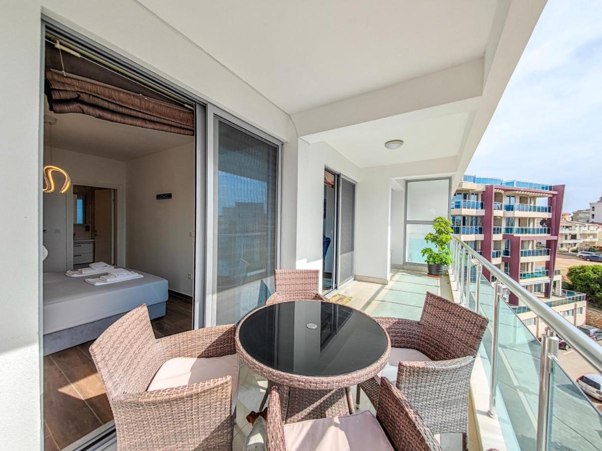Apartment Plavo Nebo Добра Вода Екстер'єр фото